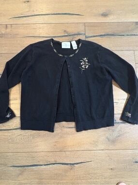 Vintage First Issue Liz Claiborne Black Floral Embroidered Beaded Cardigan L